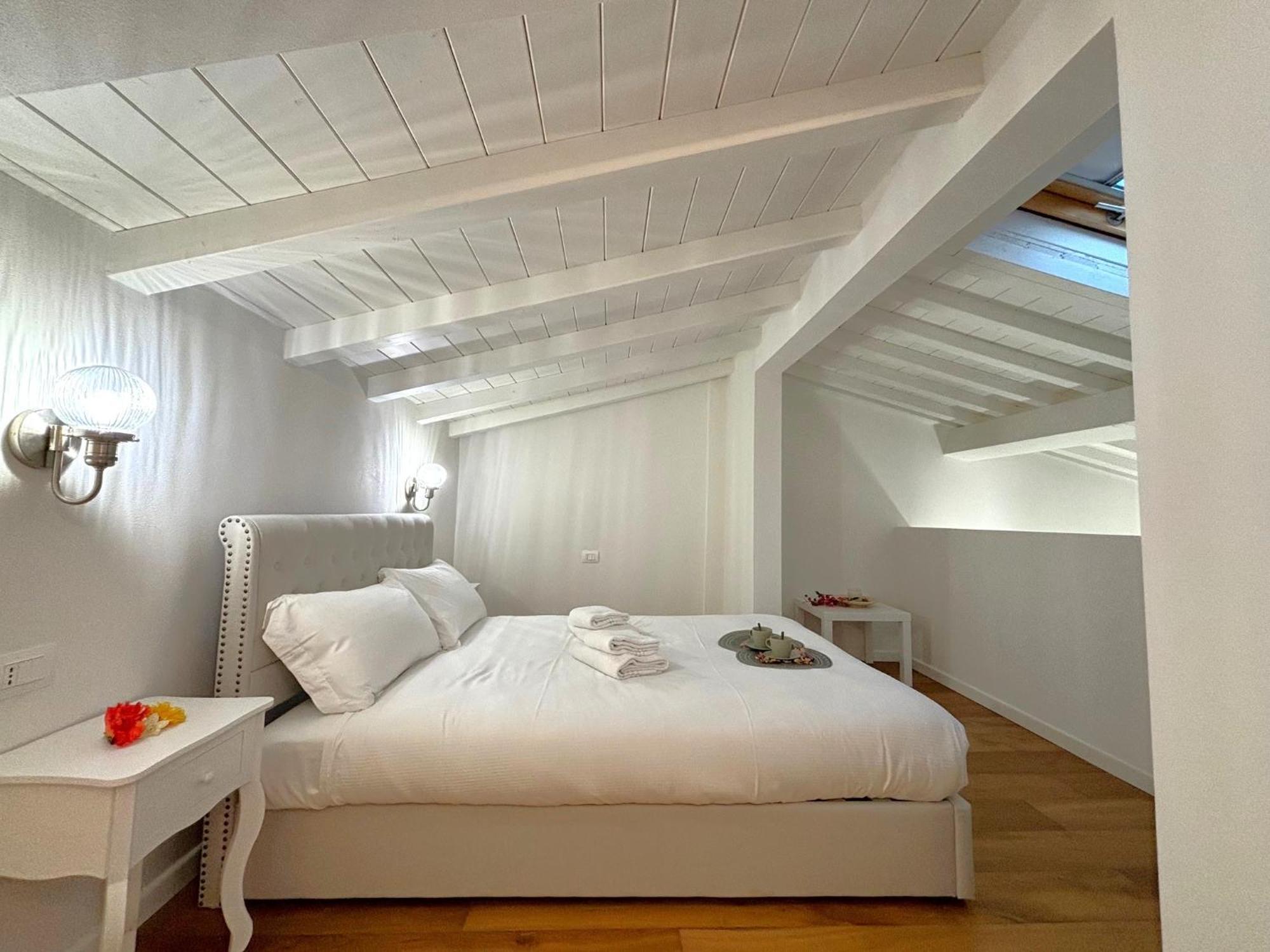 Apartamento Purple Lily Florencia